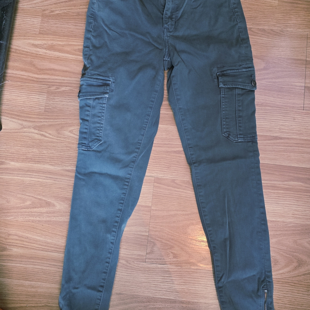 American Eagle Outfitters Olive Skinny Jeans